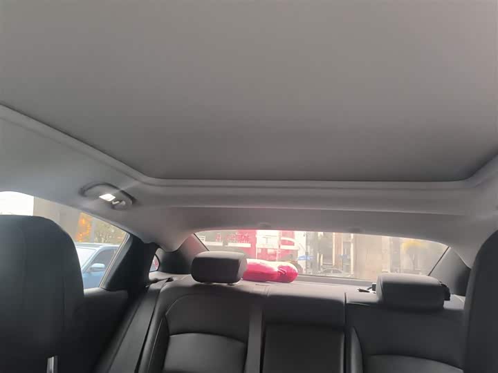 Фото 13 - Chevrolet Malibu XL