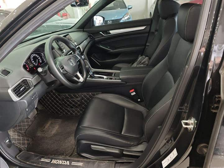 Фото 15 - Honda Inspire