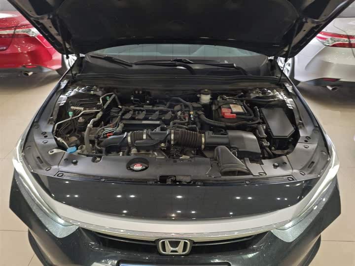 Фото 20 - Honda Inspire