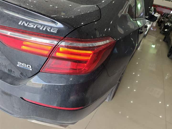 Фото 8 - Honda Inspire