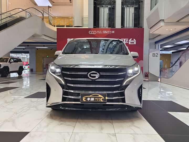 Фото 2 - GAC Trumpchi M8