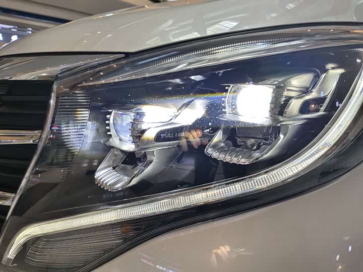 Фото 4 - GAC Trumpchi M8