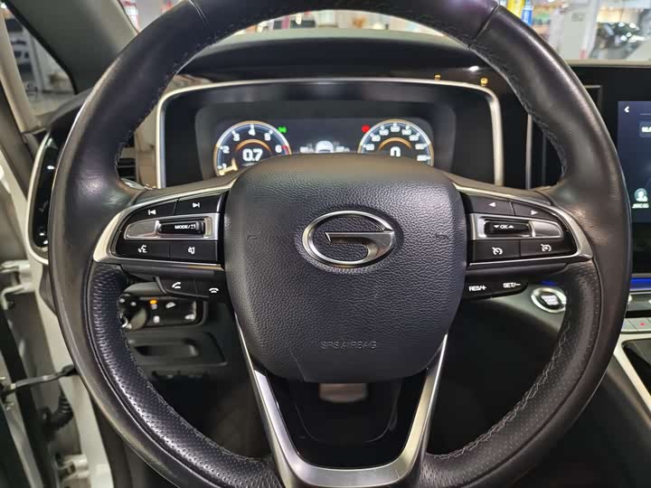 Фото 8 - GAC Trumpchi M8