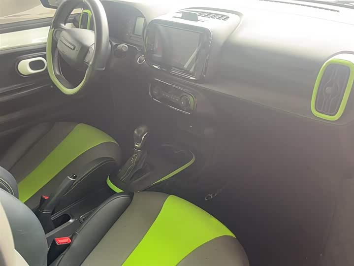 Фото 10 - Roewe Clever