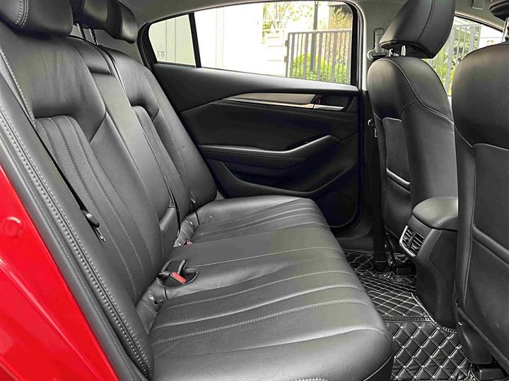 Фото 10 - Mazda Atenza