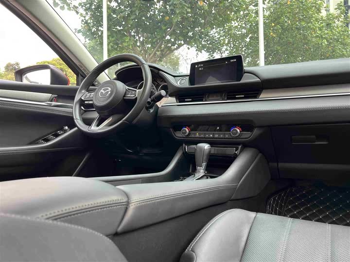 Фото 12 - Mazda Atenza