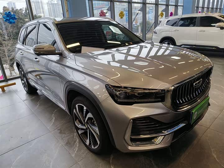 Фото 4 - Geely Monjaro