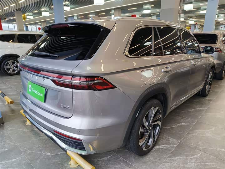 Фото 7 - Geely Monjaro