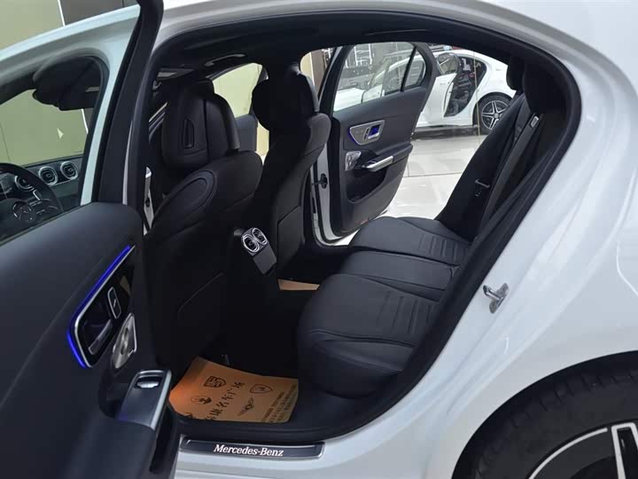 Фото 5 - Mercedes-Benz C-Class