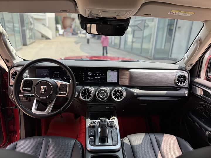 Фото 16 - Tank 300