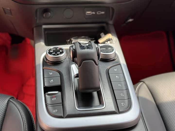 Фото 22 - Tank 300