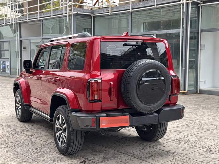 Фото 9 - Tank 300