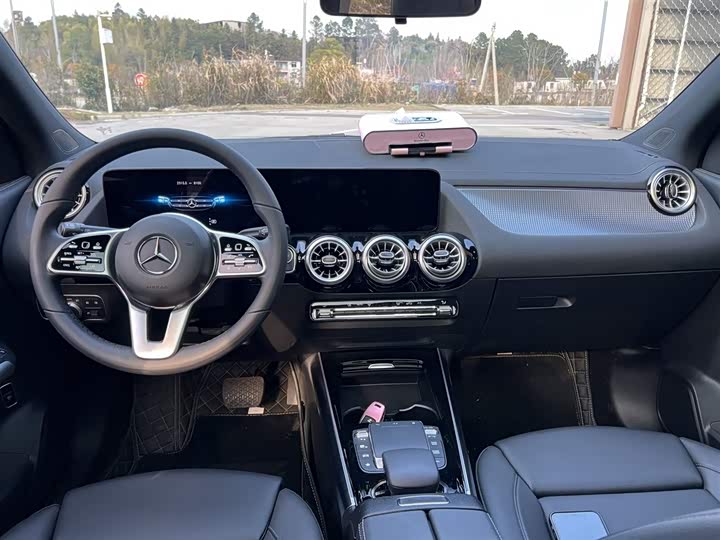 Фото 8 - Mercedes-Benz GLA-Class