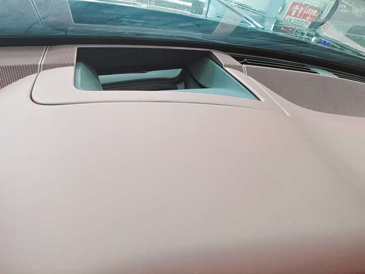 Фото 27 - Bentley Flying Spur