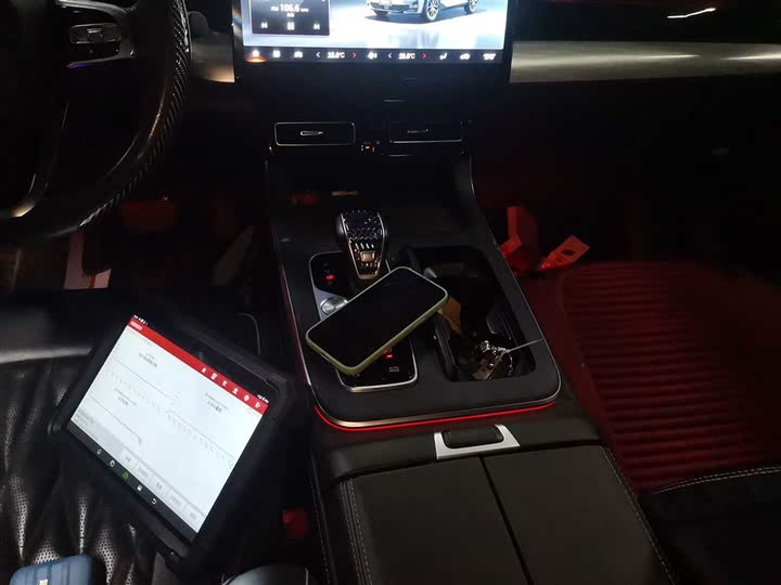 Фото 14 - GAC Trumpchi GS8