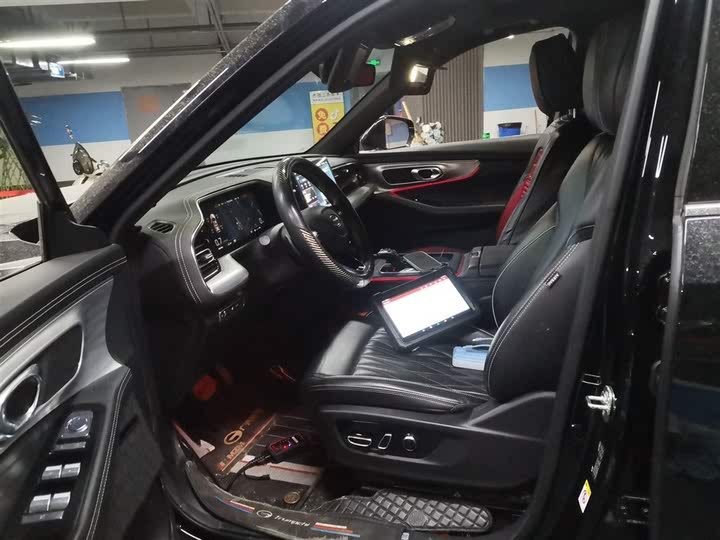 Фото 15 - GAC Trumpchi GS8