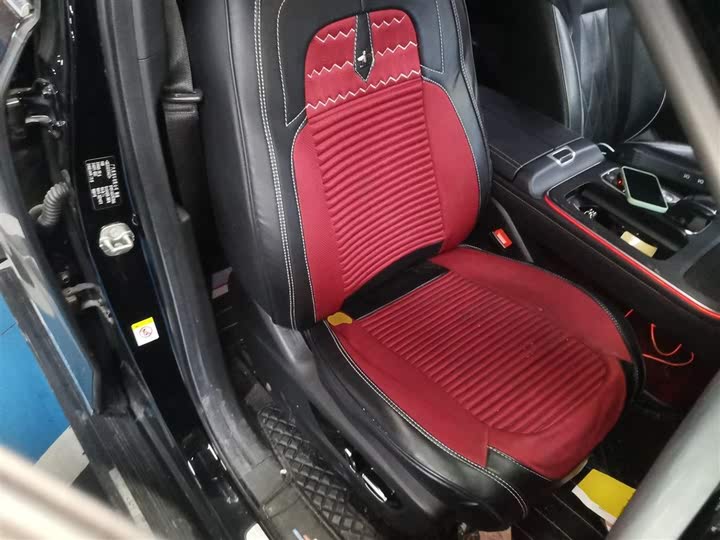 Фото 25 - GAC Trumpchi GS8