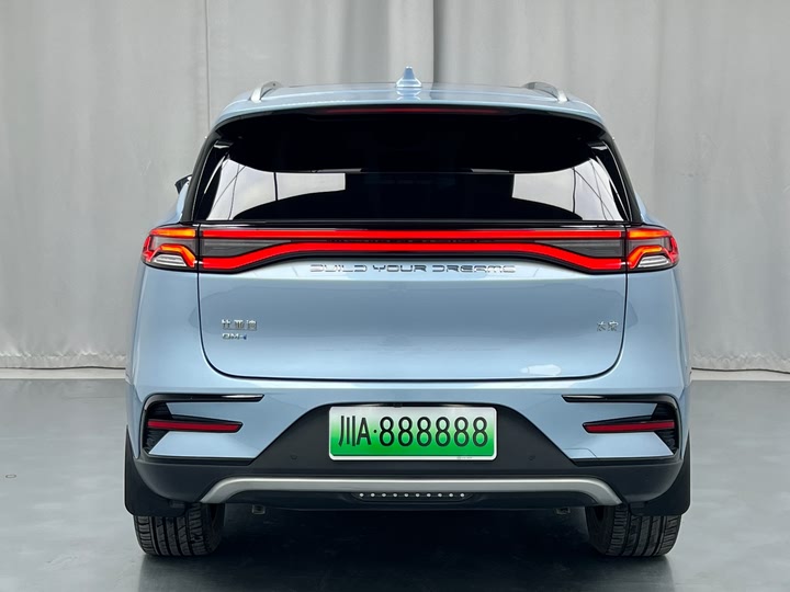 Фото 12 - BYD Tang Hybrid/EV