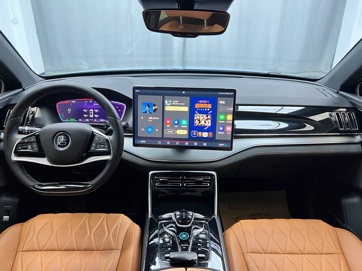 Фото 6 - BYD Tang Hybrid/EV