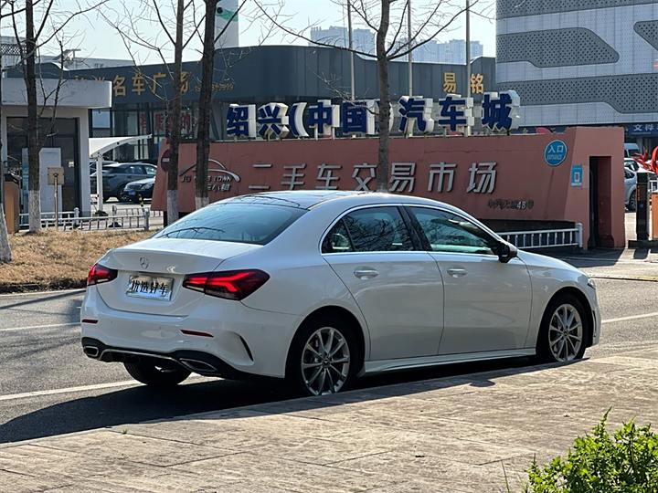 Photo 13 - Mercedes-Benz A-Class