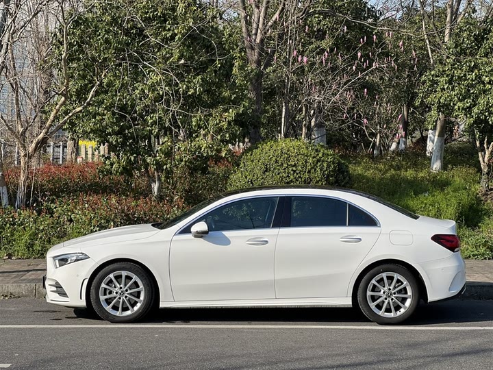 Photo 5 - Mercedes-Benz A-Class