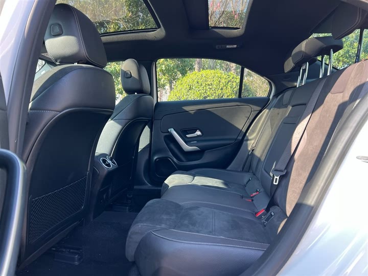 Photo 8 - Mercedes-Benz A-Class