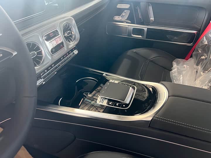 Фото 15 - Mercedes-Benz G-Class AMG