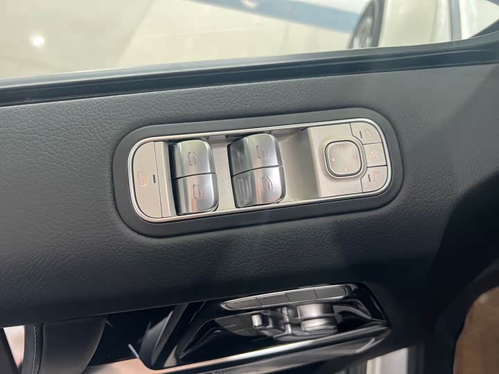 Фото 20 - Mercedes-Benz G-Class AMG