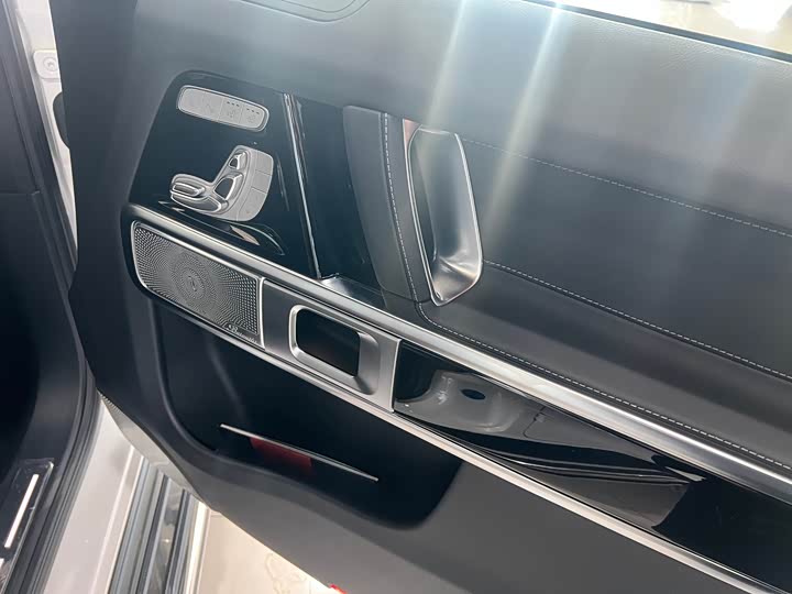 Фото 27 - Mercedes-Benz G-Class AMG