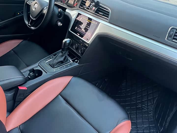 Фото 6 - Volkswagen Lamando L