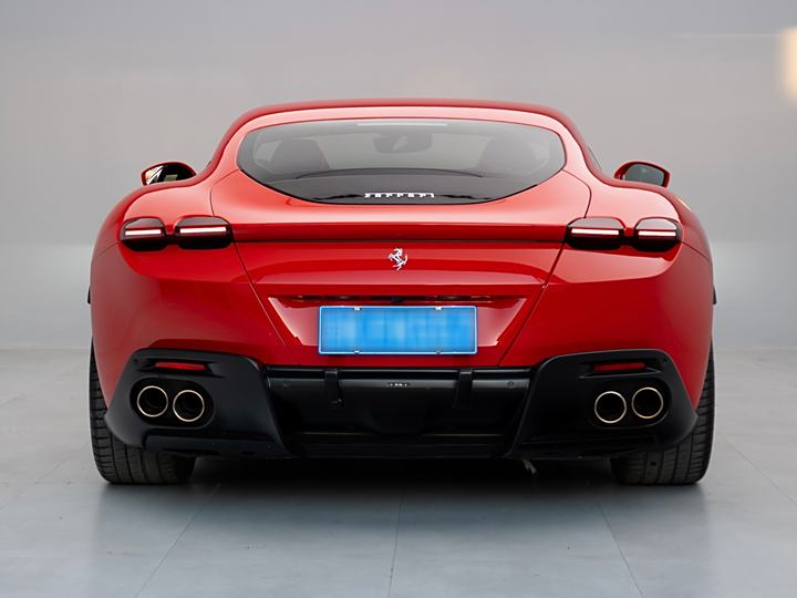 Фото 15 - Ferrari Roma