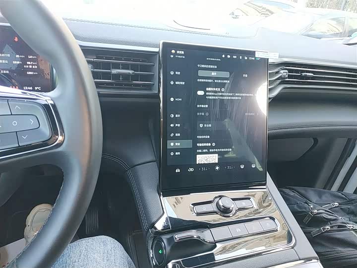 Фото 13 - Nio ES8