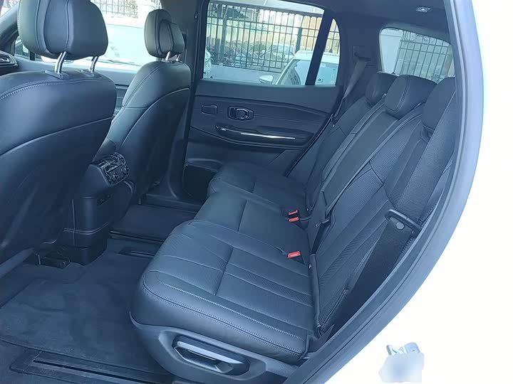 Фото 17 - Nio ES8