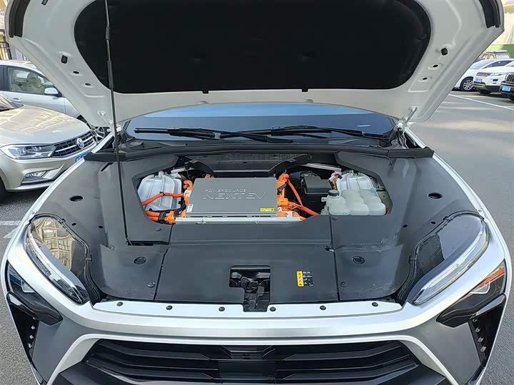 Фото 20 - Nio ES8