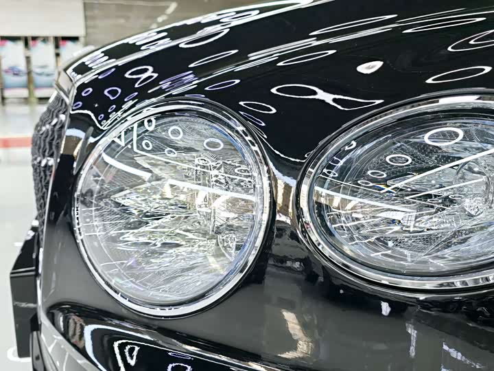 Фото 5 - Bentley Bentayga