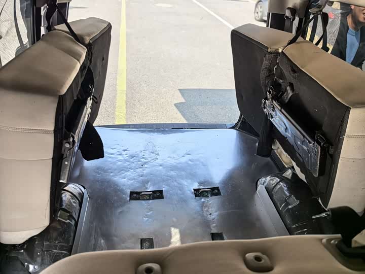 Фото 19 - Dongfeng Forthing Lingzhi M5