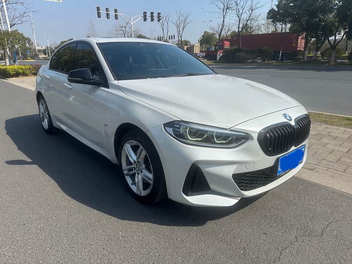 Фото 1 - BMW 1 Series