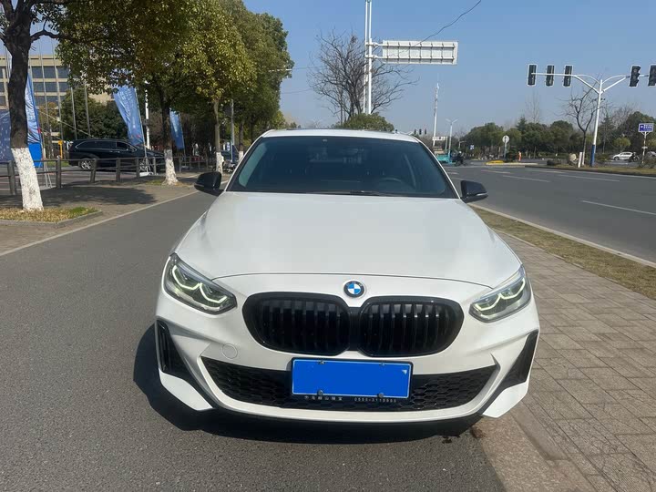 Фото 2 - BMW 1 Series