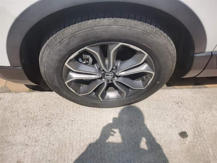 Фото 23 - Honda CR-V