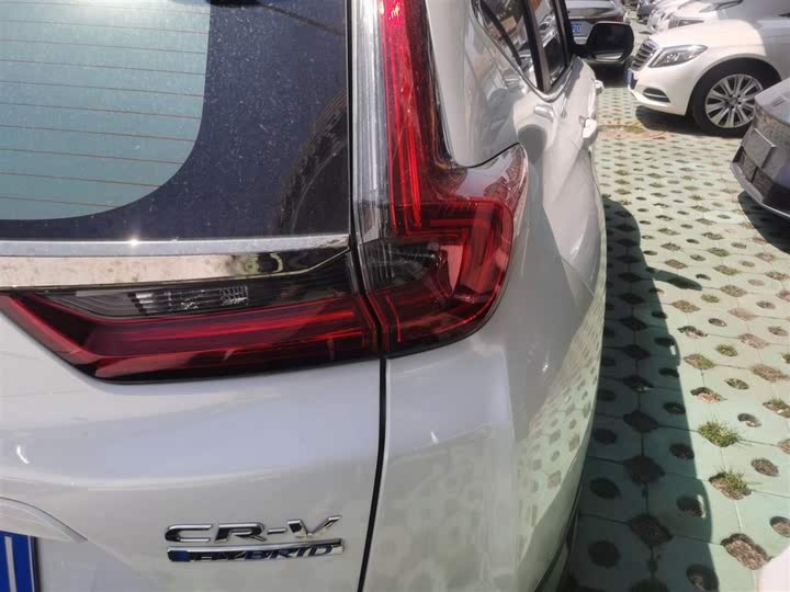 Фото 8 - Honda CR-V