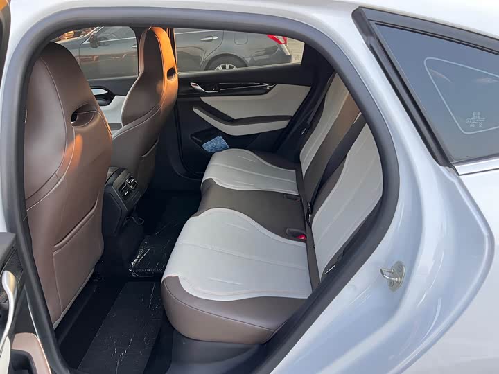 Фото 11 - BYD Qin Plus