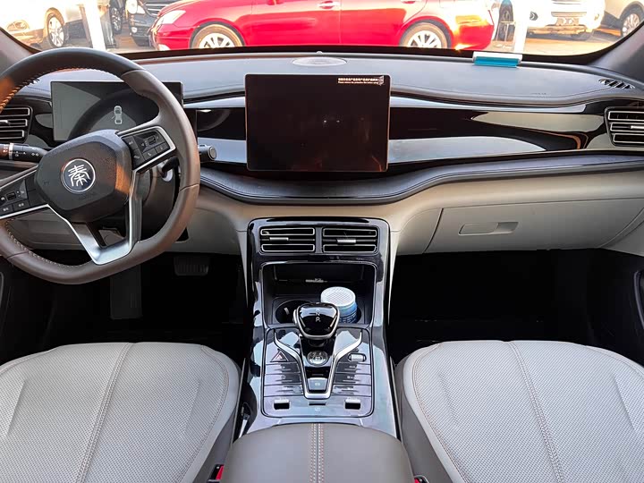 Фото 15 - BYD Qin Plus