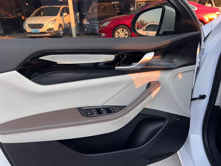 Фото 6 - BYD Qin Plus