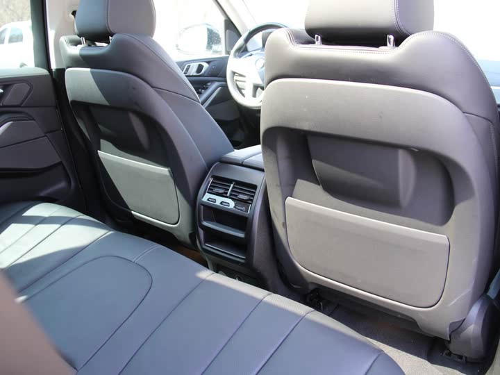 Фото 17 - BMW X5