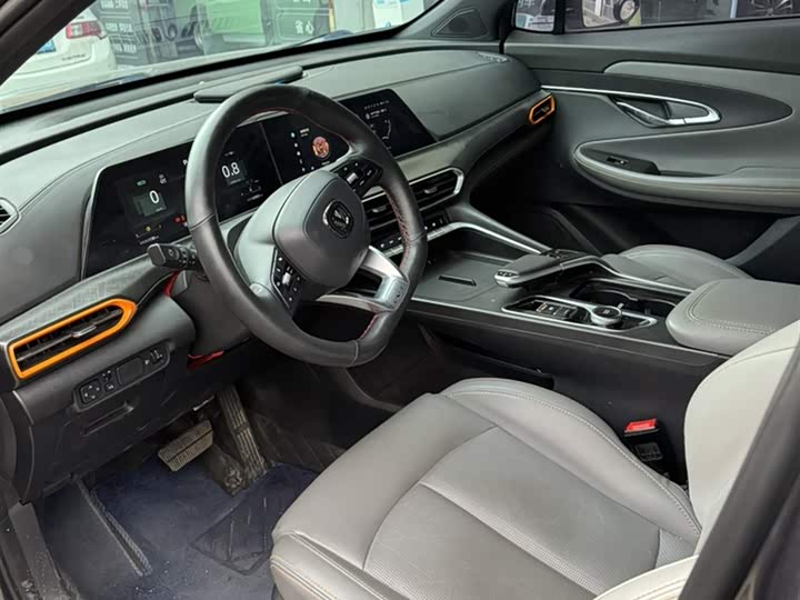 Фото 16 - Changan UNI-T