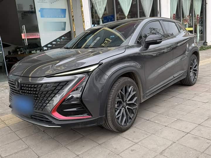 Фото 2 - Changan UNI-T