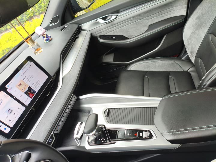 Фото 17 - Geely Preface