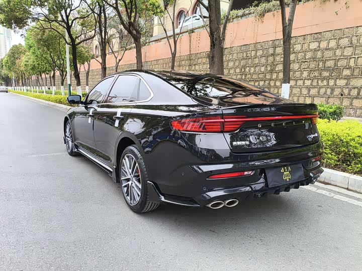 Фото 28 - Geely Preface