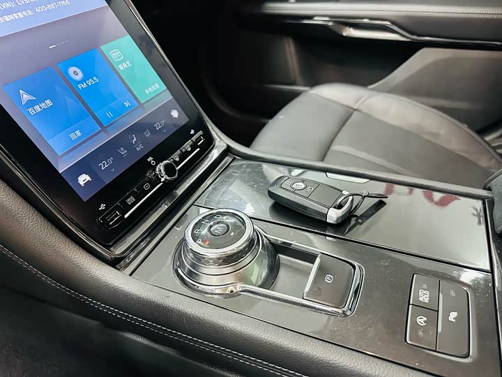 Фото 12 - Ford Taurus