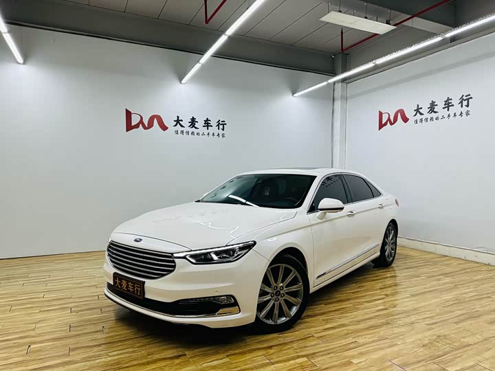 Фото 2 - Ford Taurus